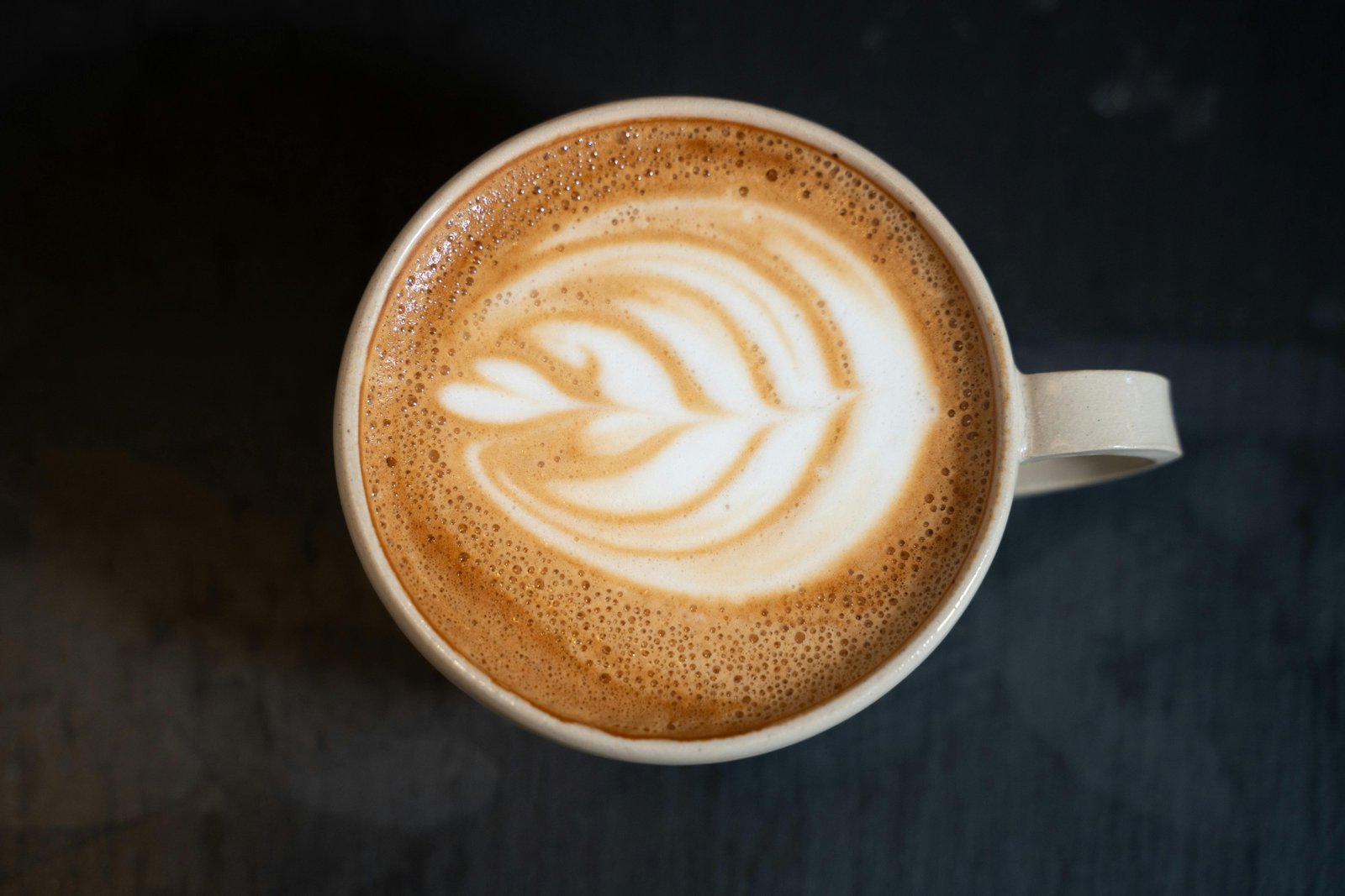 A minimalist coffee-themed high-resolution wallpaper, 62 of 63.